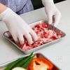 さっぱり美味しい◎夏野菜と豚肉のレモン塩麹炒めの下準備