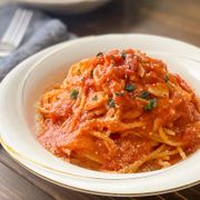 【フライパン1つ】簡単トマトとツナのワンパン絶品パスタ！