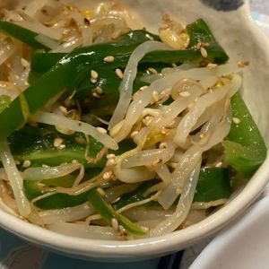 すみれの作ってみた!投稿(【もやしとピーマンの旨ナムル】レンジで♡シャキッとやみつき!)