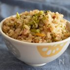 【丸ごとブロッコリーとツナの炊き込みご飯】ほくほく感が最高！