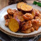 ＊さつまいもと鶏肉の甘辛ごまのバター炒め＊