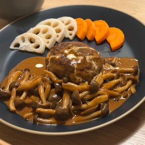 1140774の作ってみた!投稿(【こだわり煮込みハンバーグ】愛されおかず♡彼に作ってあげたい)