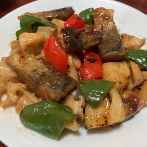 りんごの作ってみた!投稿(鯖とたっぷり野菜の甘酢あんかけ)