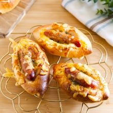 巻くだけ簡単！チーズドッグベーグル