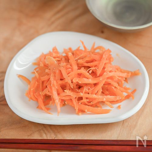 メイン食材にんじんだけ！レンジで簡単♪にんじんナムル