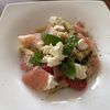 こむぎの作ってみた!投稿(トマトとモッツァレラのオーリオバジルのサラダパスタ)