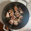 【エリンギと豚肉のゴロゴロデミ風煮込み】短い煮込み時間で♪の工程2