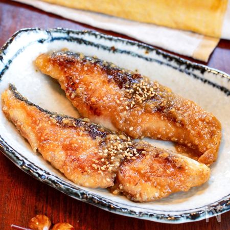 ぶりのごま味噌照り焼き しっかり味 ご飯やお酒のお供に By Coto レシピサイト Nadia ナディア プロの料理家のおいしいレシピ