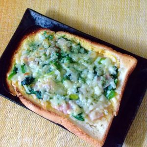 チョロリスの作ってみた!投稿(簡単ごちそう♪♪
食パンdeキッシュ♡)