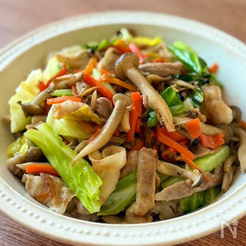 【豚バラとキャベツのうま塩炒め】塩味で味がきまる！