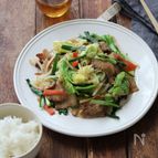丁寧に作る、肉野菜炒め。