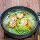 ピリッと「白菜と海老のあんかけラーメン」