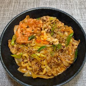 楽ラク手抜キッチン🐶🐾の作ってみた!投稿(コクみそ味が美味しい【チゲ風煮込みうどん】)