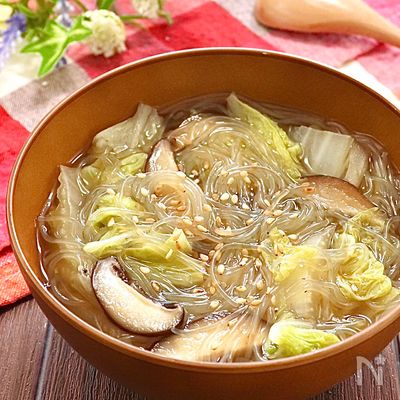 つるっと栄養満点♡白菜と椎茸のとろ~り春雨ヌードル