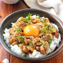 【豚コマのスタミナ丼】我が家の定番時短丼!