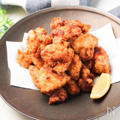 むね肉が驚くほどジューシーに！冷めても絶品♪塩麹のだし唐揚げ