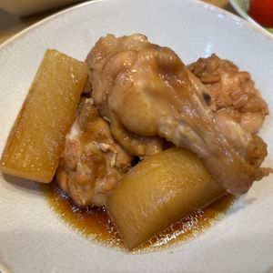 ゆゆゆんの作ってみた!投稿(しっかり味染み！鶏手羽元と大根とゆで卵のこっくり煮)