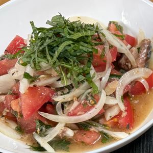 ゆっこの作ってみた!投稿(【5分でデリ風】栄養丸ごと！ザクザクトマトとさば缶のサラダ)
