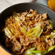 ワンパン10分！【豚こま肉と白滝のすき煮】時短で味染み♩