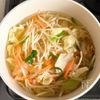 冷凍むきえびと野菜の中華風スープの工程3