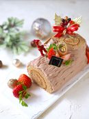 市販ロールで簡単！ブッシュドノエル【超簡単チョコクリーム】