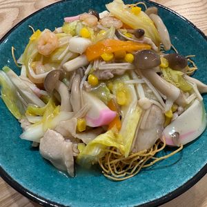 kimiの作ってみた!投稿(冷蔵庫のあまりもの消費におすすめ！『具沢山皿うどん』)