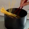 夏に食べたい！やみつき豚キムチパスタ【簡単10分】の工程1
