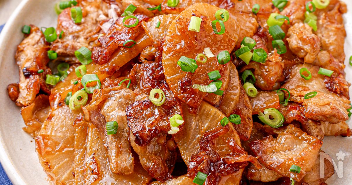 【豚バラ大根のオイポンおかか炒め】ご飯泥棒な簡単おかず♡