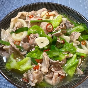 楽ラク手抜キッチン🐶🐾の作ってみた!投稿(豚バラで簡単《博多もつ鍋〆風♡うどん》)
