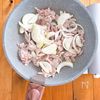 ご飯泥棒！豚こま味噌炒めの工程2