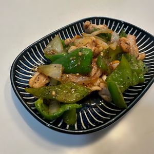 こんこんの作ってみた!投稿(鶏むね肉とピーマンのオイスターペッパー炒め)
