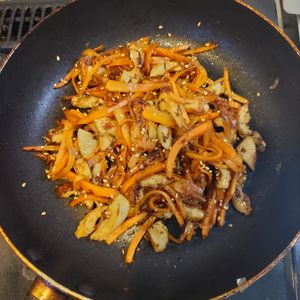 KUMIKOの作ってみた!投稿(ちくわとにんじんのうま塩きんぴら【#作り置き #お弁当】)