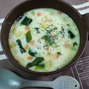 M＊Pの作ってみた!投稿(しらすチャウダー　簡単しっかりおかずスープ)