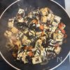 鰹節の旨みで♪豆腐ごろっと、ひじきの炒り煮の工程3