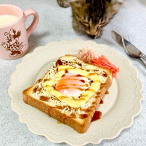 のりのり🐾🎀🤍の作ってみた!投稿(お好み焼き風めだまトースト)