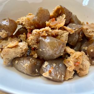 Shinoの作ってみた!投稿(切って、ちぎって、味しみしみ【旨辛ちぎりこんにゃく】)