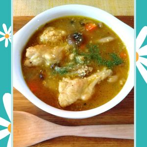 チョロリスの作ってみた!投稿(パンに合う♡『鶏手羽元のチーズスープカレー』)