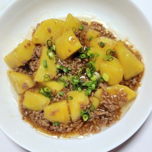 ふうかの作ってみた!投稿(ワンパン10分！【甘辛そぼろ肉じゃが】ご飯すすむ♩)