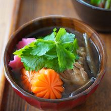【定番・北海道風】年中食べたい♪甘辛・具沢山のお雑煮