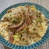 楽ラク手抜キッチン🐶🐾の作ってみた!投稿(ワンパン【バタークリームパスタ】舞茸/ウインナー)