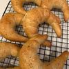 ぐ〜たら子の作ってみた!投稿(塩パン好きへ!研究を重ねて食感を追求した『クレセント塩パン』)