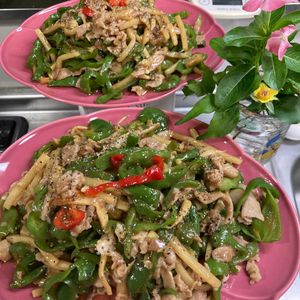 そら・ゆずの作ってみた!投稿(ごはんがすすむ青椒肉絲/ピーマンが美味しい季節に！！)