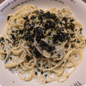 たりおの作ってみた!投稿(混ぜるだけで絶品！海苔まみれクリームパスタ)