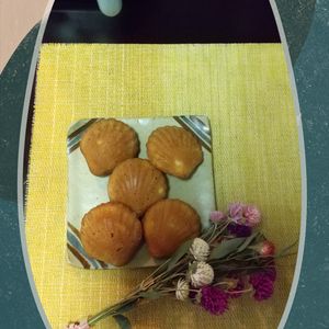 チョロリスの作ってみた!投稿(ホットケーキミックスで簡単！青ゆずの爽やかマドレーヌ)