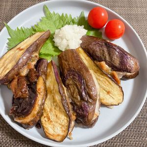 みーの作ってみた!投稿(食欲倍増！【なすと豚バラの梅照り焼き】なすに挟むだけ！)