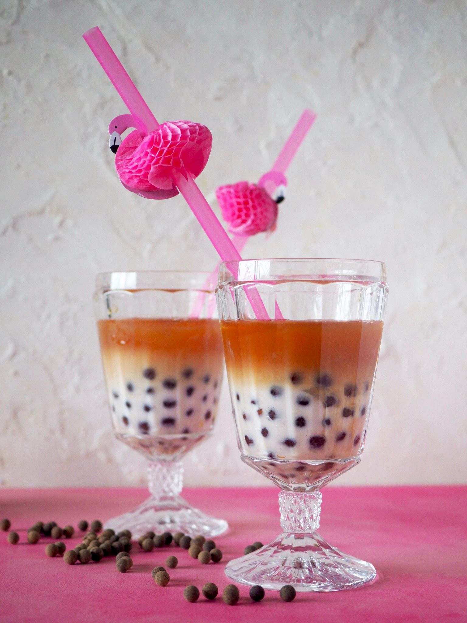 おうちでカフェ】おうちで簡単2層のタピオカミルクティー♪ | レシピ