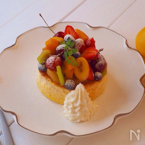 タルトデコレーション フルーツ タルト 盛り付け バースデーフルーツタルト