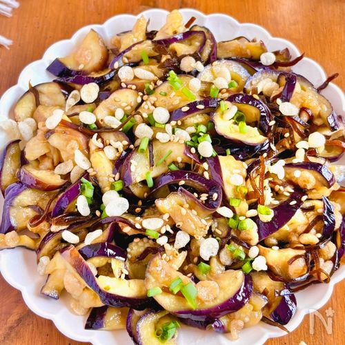 〖なすの天かすポン酢〗塩昆布で箸が止まらない！冷やして味しみ