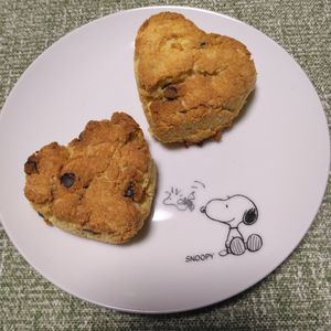 ももの作ってみた!投稿(カリほろ♡超ヘルシー♪【生おからのチョコスコーン♡】)