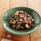 ひじきと蒸し大豆のごまマヨサラダ